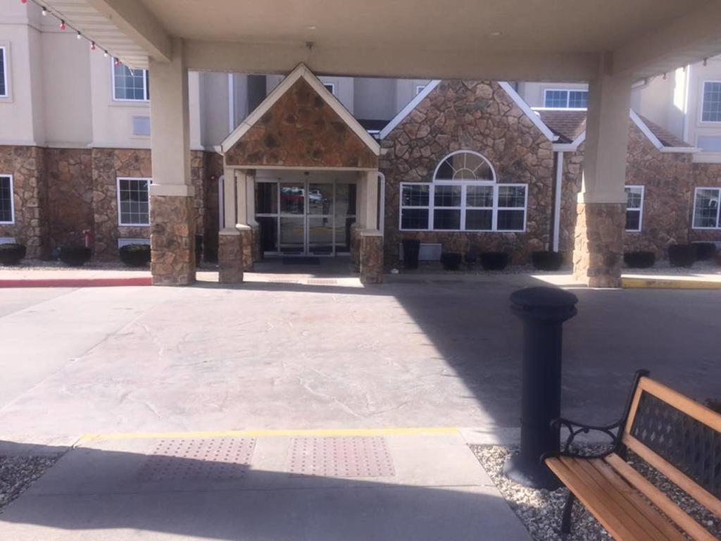 Microtel Inn & Suites By Wyndham Quincy Downtown - River Area Exterior photo
